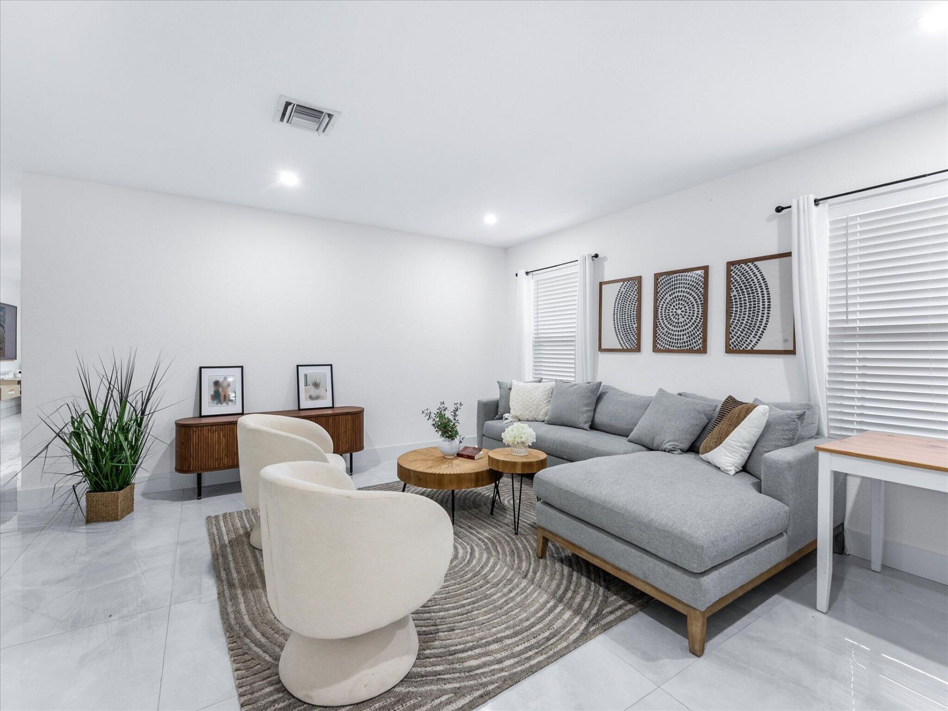 2848 NW 9th Place, Fort Lauderdale, FL 33311 Photo
