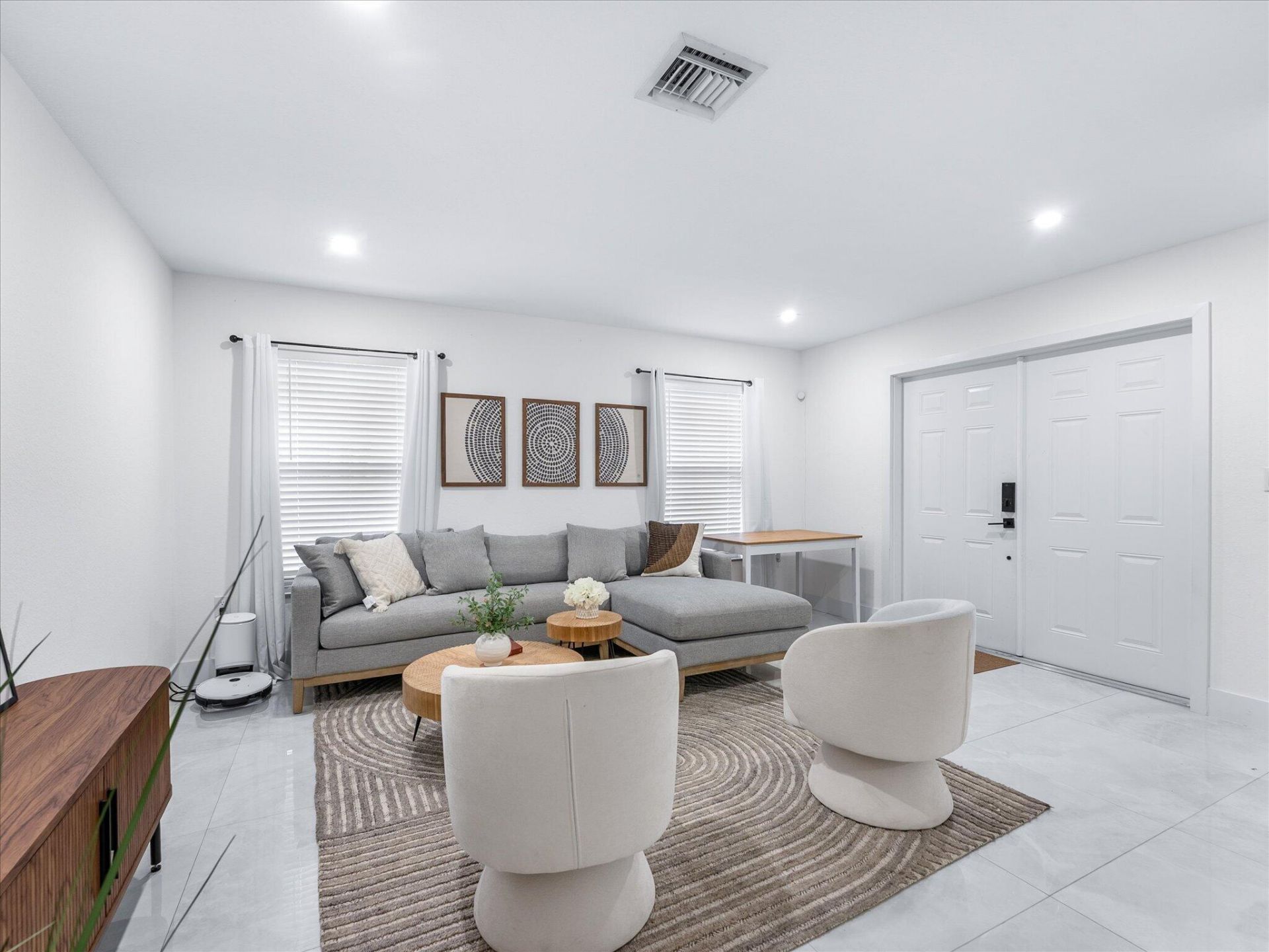 2848 NW 9th Place, Fort Lauderdale, FL 33311 Photo