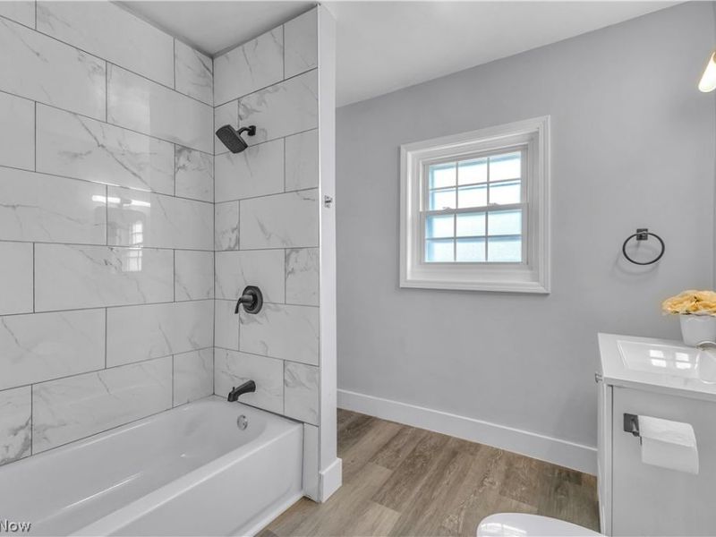 17011 Puritas Avenue , Cleveland, OH 44135 Photo 17
