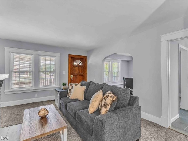 17011 Puritas Avenue , Cleveland, OH 44135 Photo 4