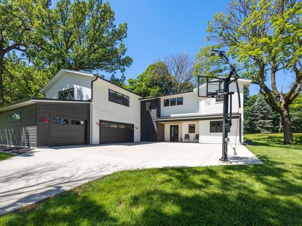 20026 Twin Oaks Circle, Jordan, MN 55352