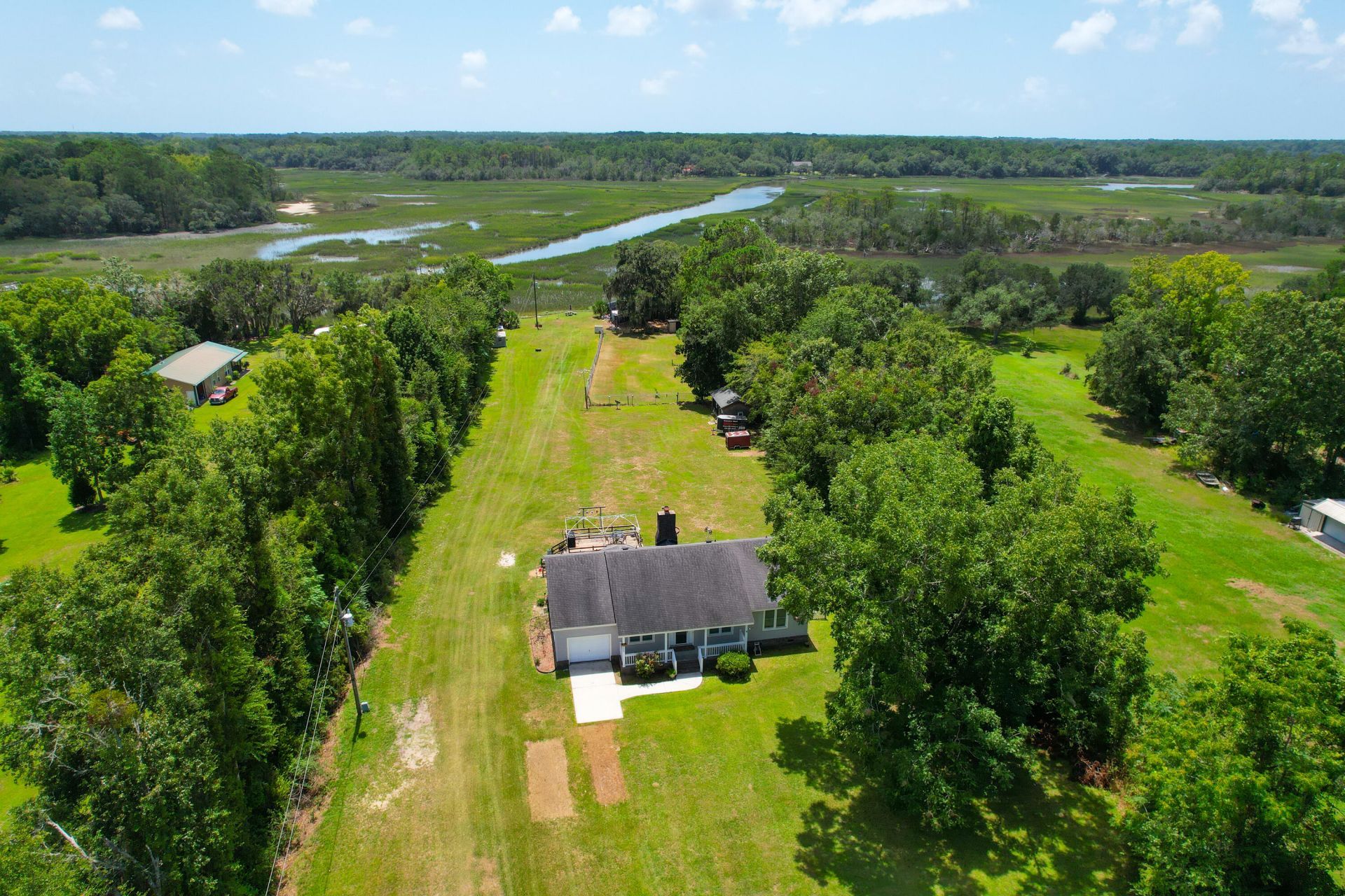 2039 Bentz Road Photo 11