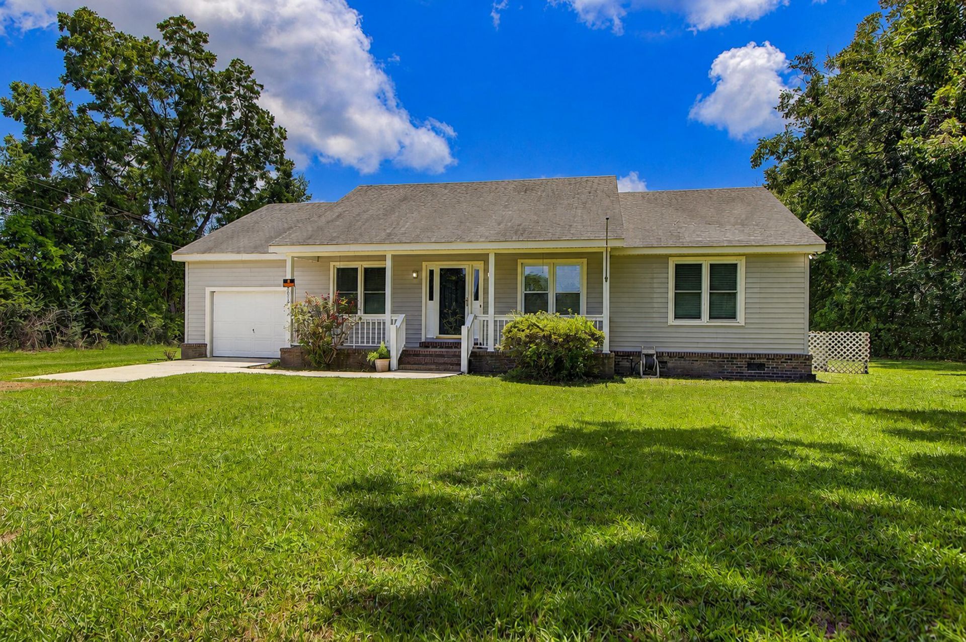2039 Bentz Road Photo 13