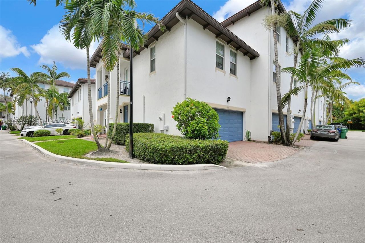 11940 SW 25th Ct, Unit 2, Miramar, FL 33025 Photo