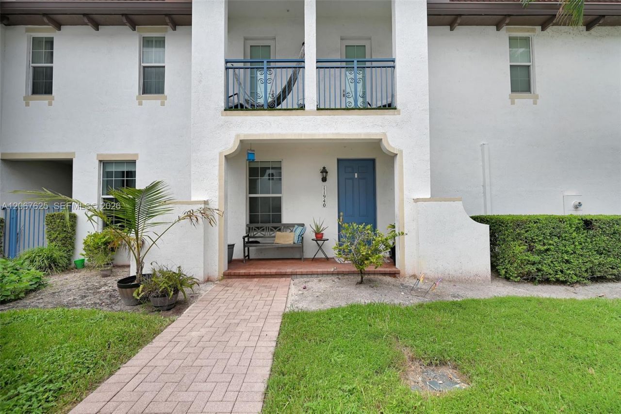 11940 SW 25th Ct, Unit 2, Miramar, FL 33025 Photo