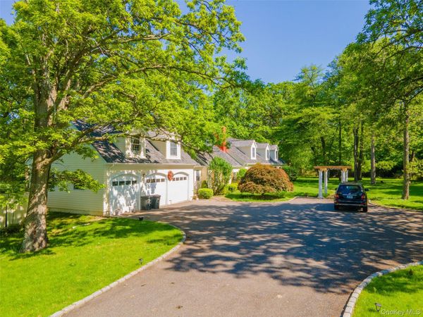 235 Centre Island Road , Oyster Bay, NY 11771