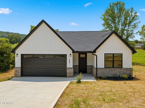 884 Old Highway 68 , Sweetwater, TN 37874