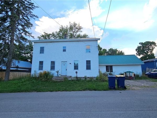8 Park Street Drive , Bernhards Bay, NY 13028