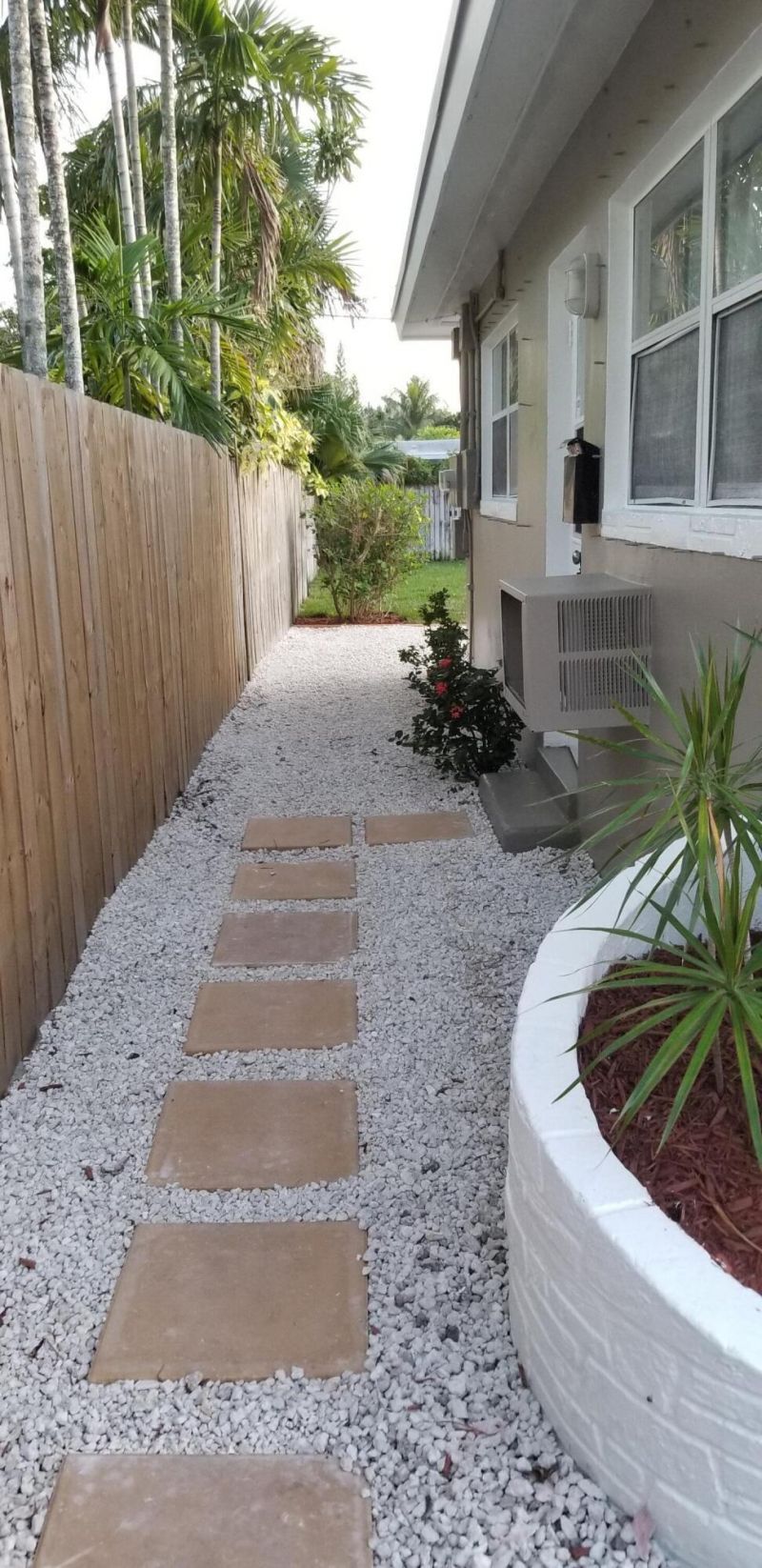 1000 NE 17th Court, Fort Lauderdale, FL 33305 Photo