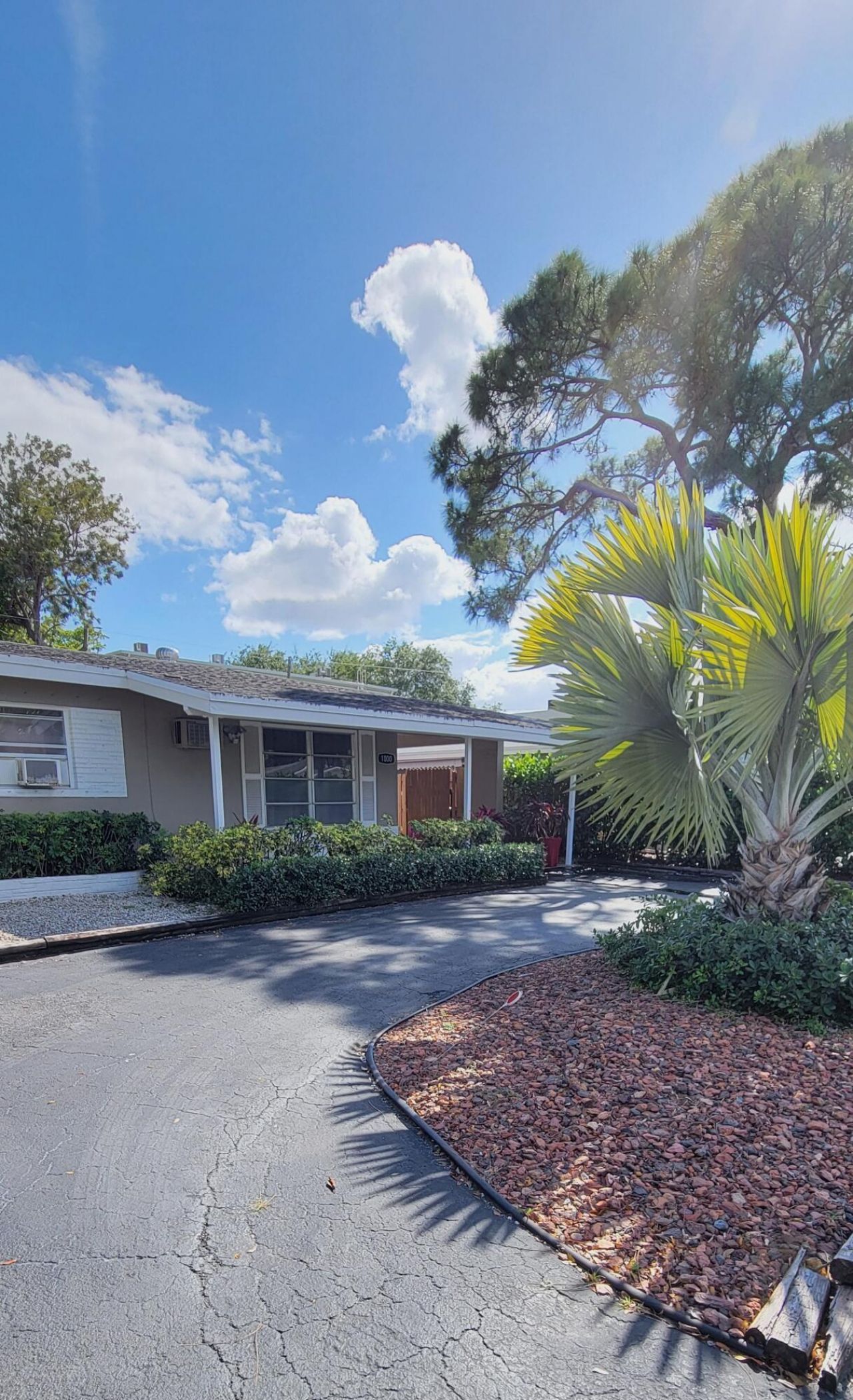 1000 NE 17th Court, Fort Lauderdale, FL 33305 Photo