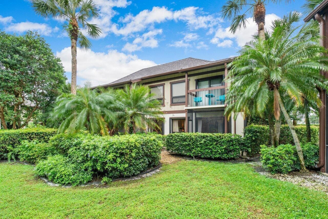 13334 Polo Club Road, Unit 208, Wellington, FL 33414 Photo