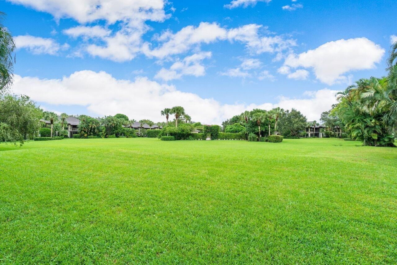 13334 Polo Club Road, Unit 208, Wellington, FL 33414 Photo