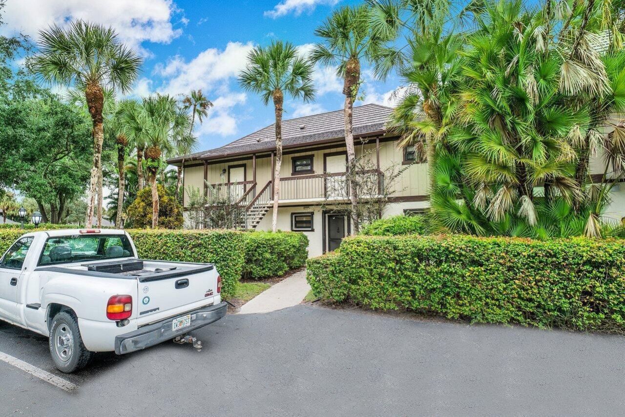 13334 Polo Club Road, Unit 208, Wellington, FL 33414 Photo