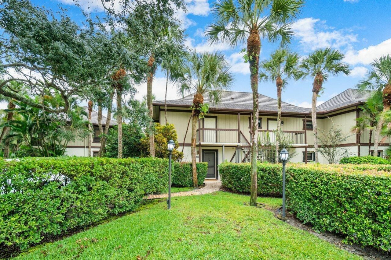 13334 Polo Club Road, Unit 208, Wellington, FL 33414 Photo