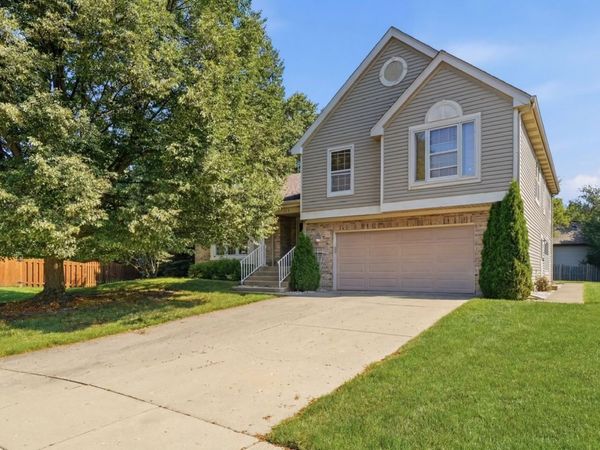 1173 N Clearwater Court , Palatine, IL 60067