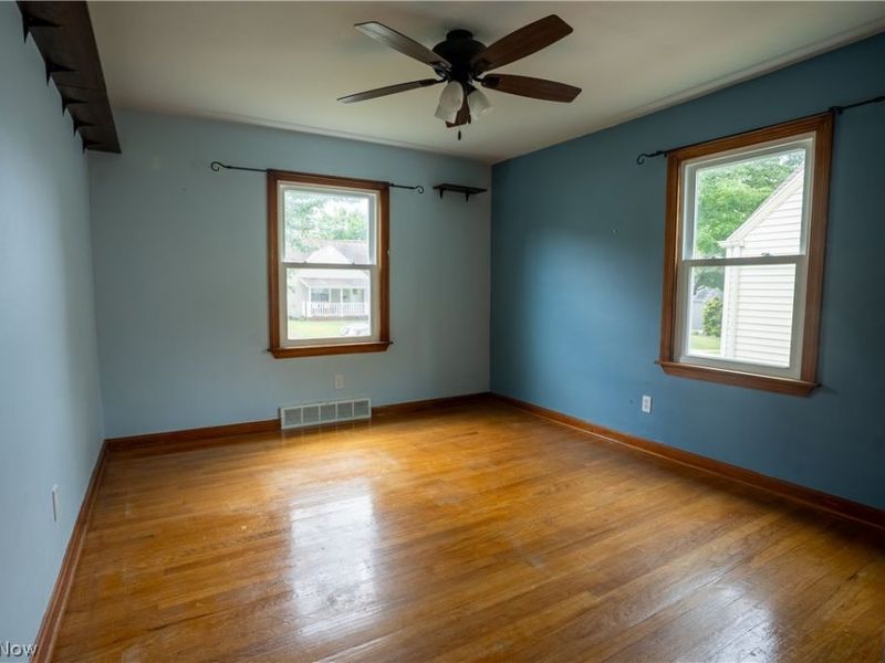 220 Willow Avenue NE, Massillon, OH 44646 Photo 12