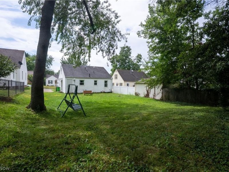 220 Willow Avenue NE, Massillon, OH 44646 Photo 30