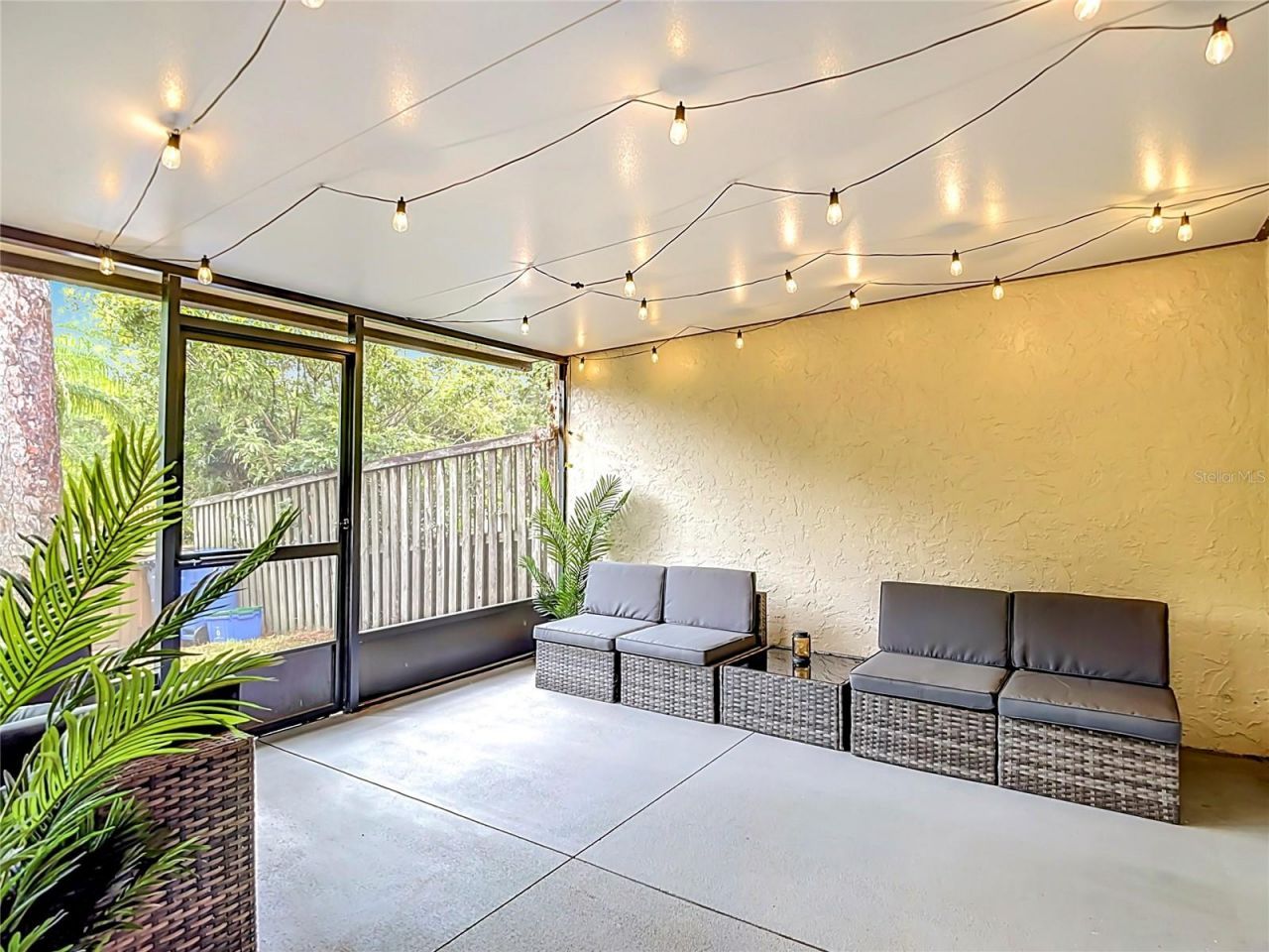 14732 Pine Glen Circle, Lutz, FL 33559 Photo