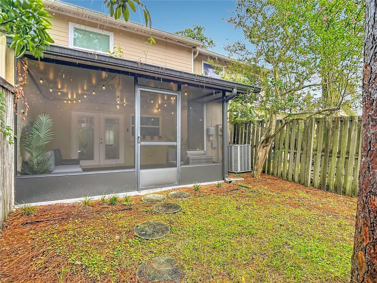 14732 Pine Glen Circle, Lutz, FL 33559 Photo