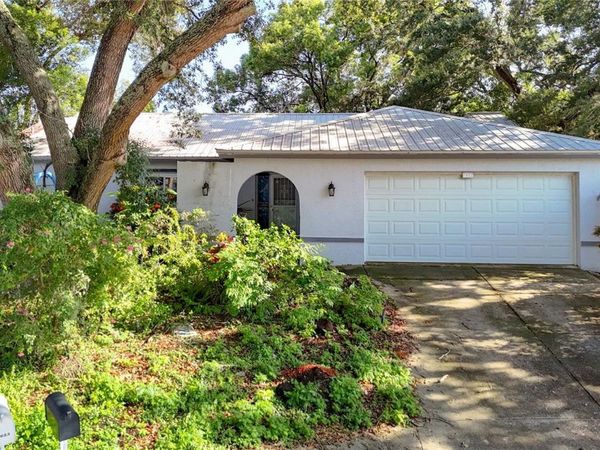 7622 CLOVIS COURT , NEW PORT RICHEY, FL 34653
