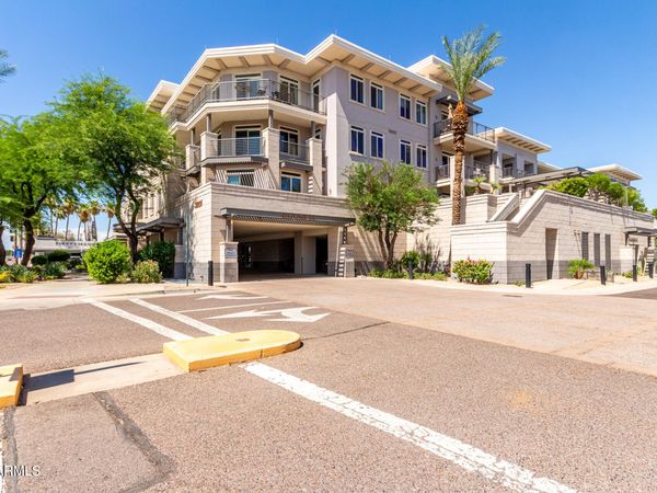 3801 N GOLDWATER Boulevard, Unit G201, Scottsdale, AZ 85251