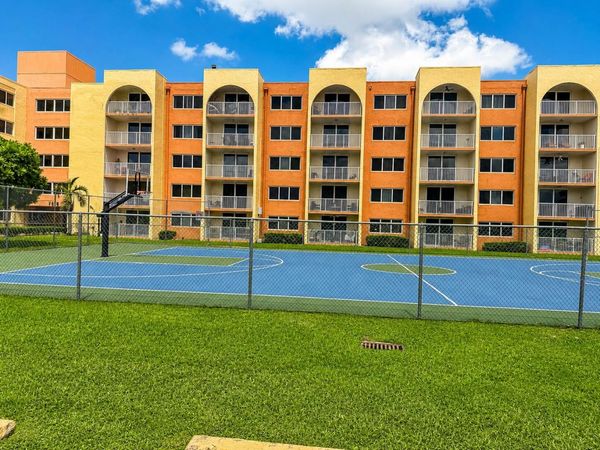 6980 NW 186TH Street, Unit 3-523A, Hialeah, FL 33015