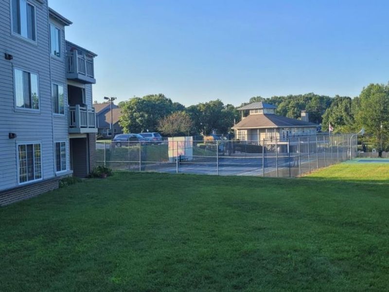 9940 Regatta Drive, Unit 201, Colerain Township, OH 45252 Photo 5
