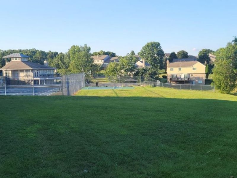 9940 Regatta Drive, Unit 201, Colerain Township, OH 45252 Photo 6