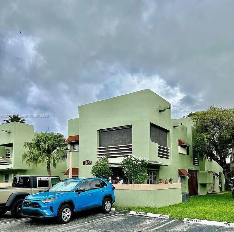 11183 NW 7th St, Unit 204-20, Miami, FL 33172 Photo