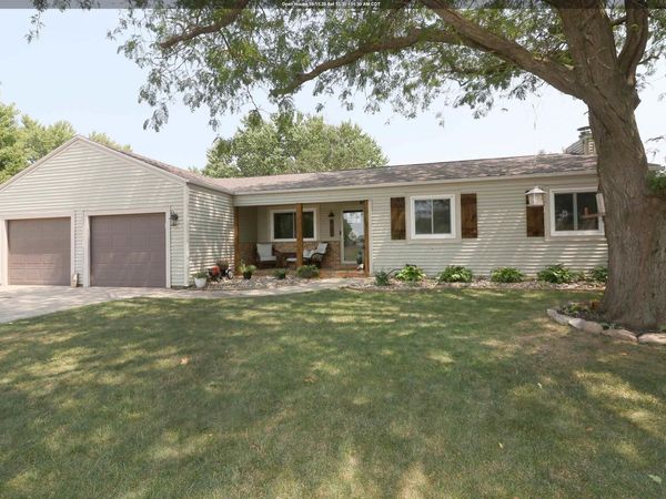 1312 13th Avenue W, Spencer, IA 51301