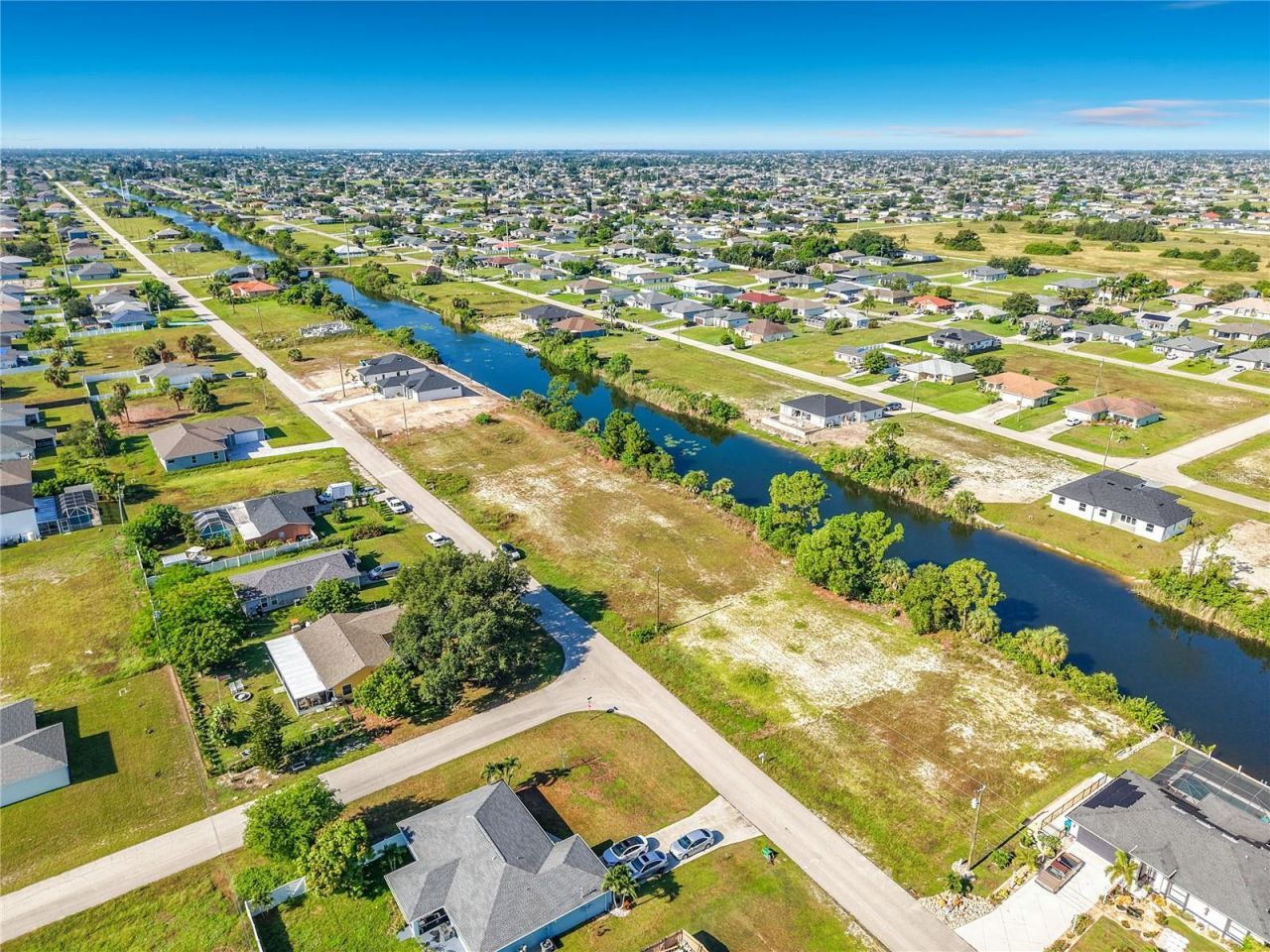 2830 NE 6th Avenue, Cape Coral, FL 33909 Photo