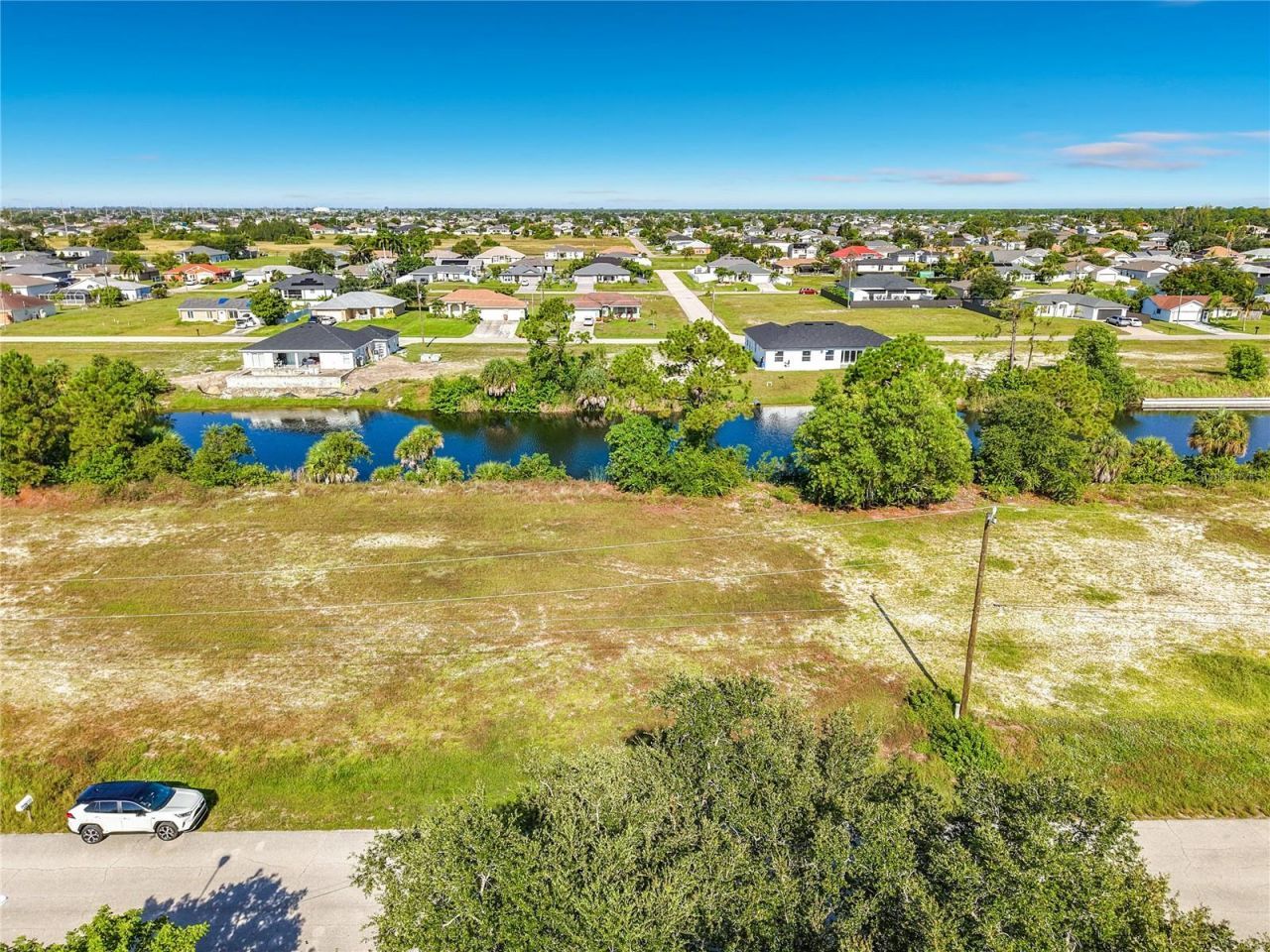 2830 NE 6th Avenue, Cape Coral, FL 33909 Photo