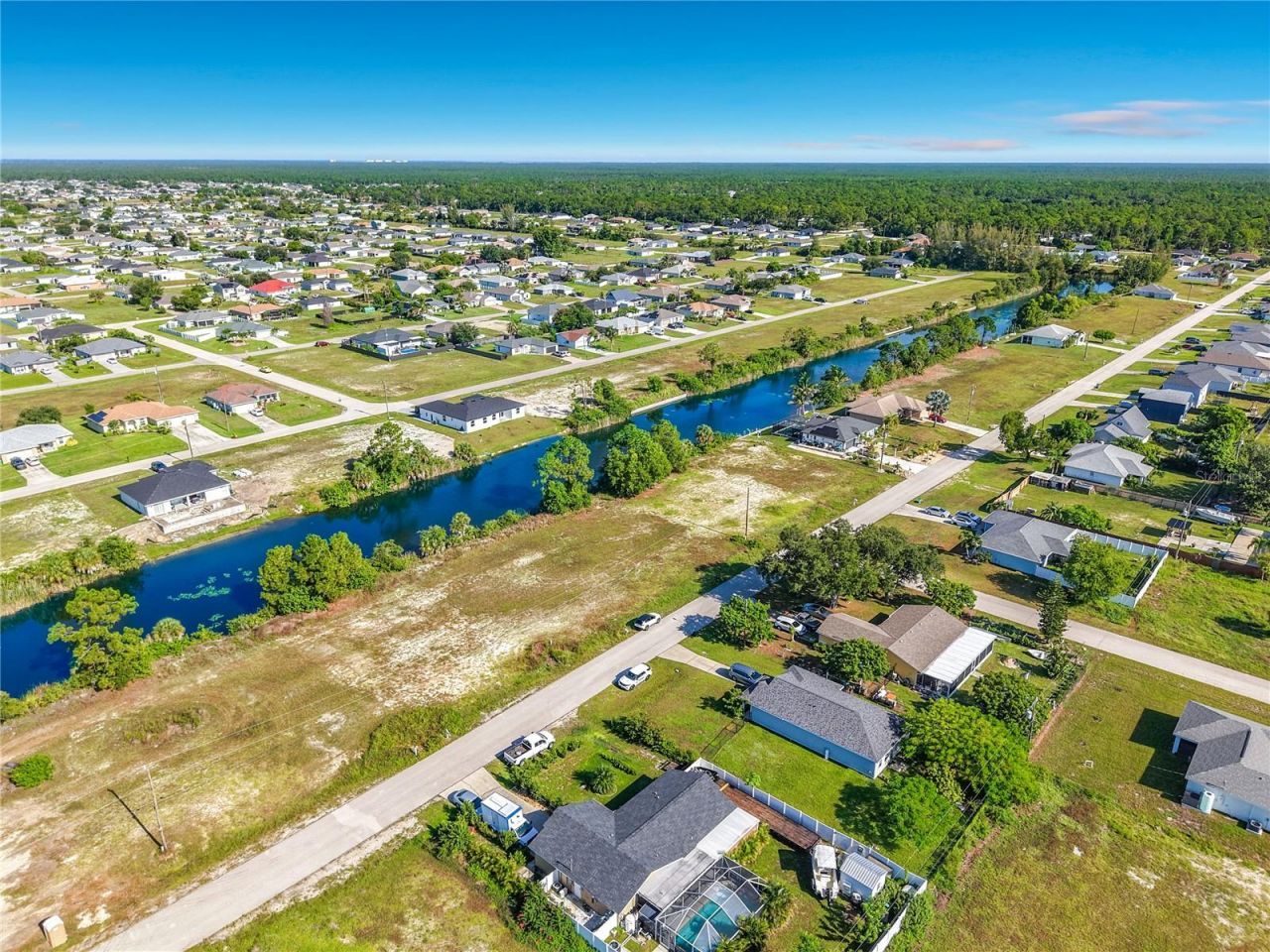 2830 NE 6th Avenue, Cape Coral, FL 33909 Photo