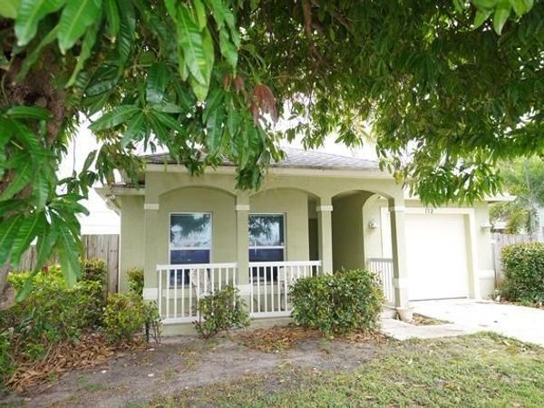 112 SE 2nd Avenue, Boynton Beach, FL 33435