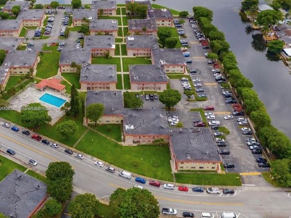 12860 SW 43rd Dr , Unit 244-B, Miami, FL 33175