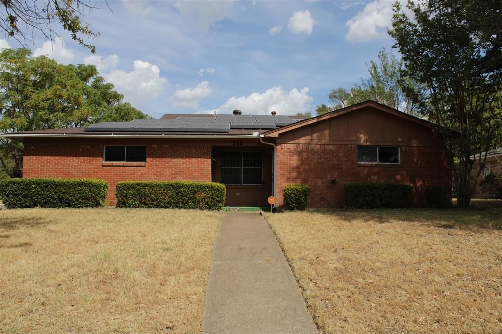 212 N Longacre Lane, Dallas, TX 75217 Main Photo