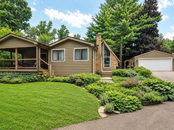 5403 Eisenhower Drive , Wonder Lake, IL 60097