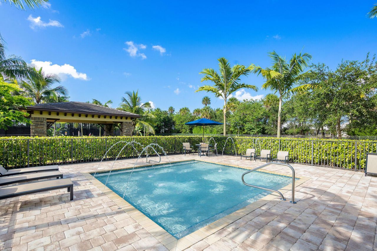 8331 Grand Prix Lane, Boynton Beach, FL 33472 Photo