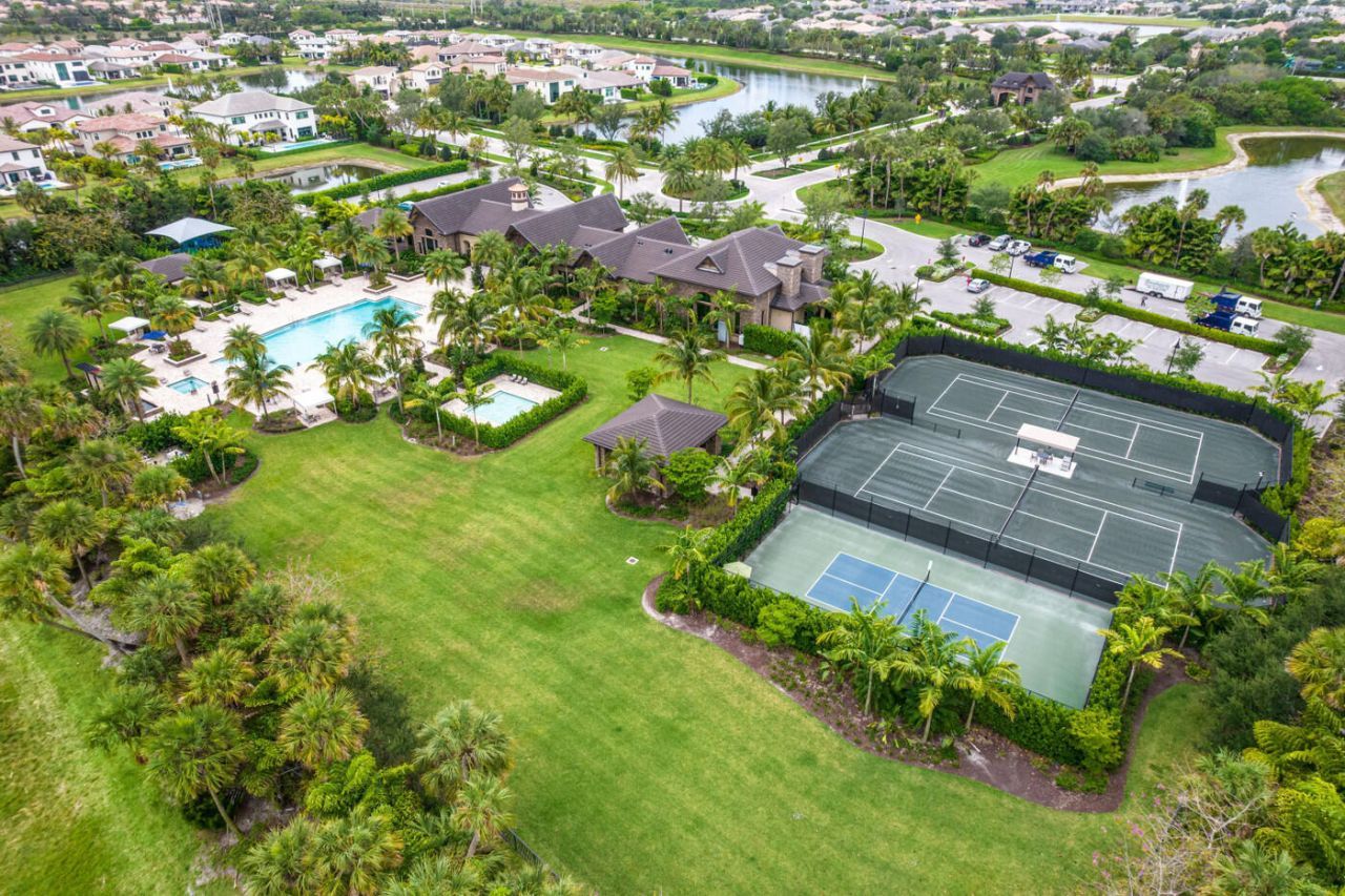 8331 Grand Prix Lane, Boynton Beach, FL 33472 Photo