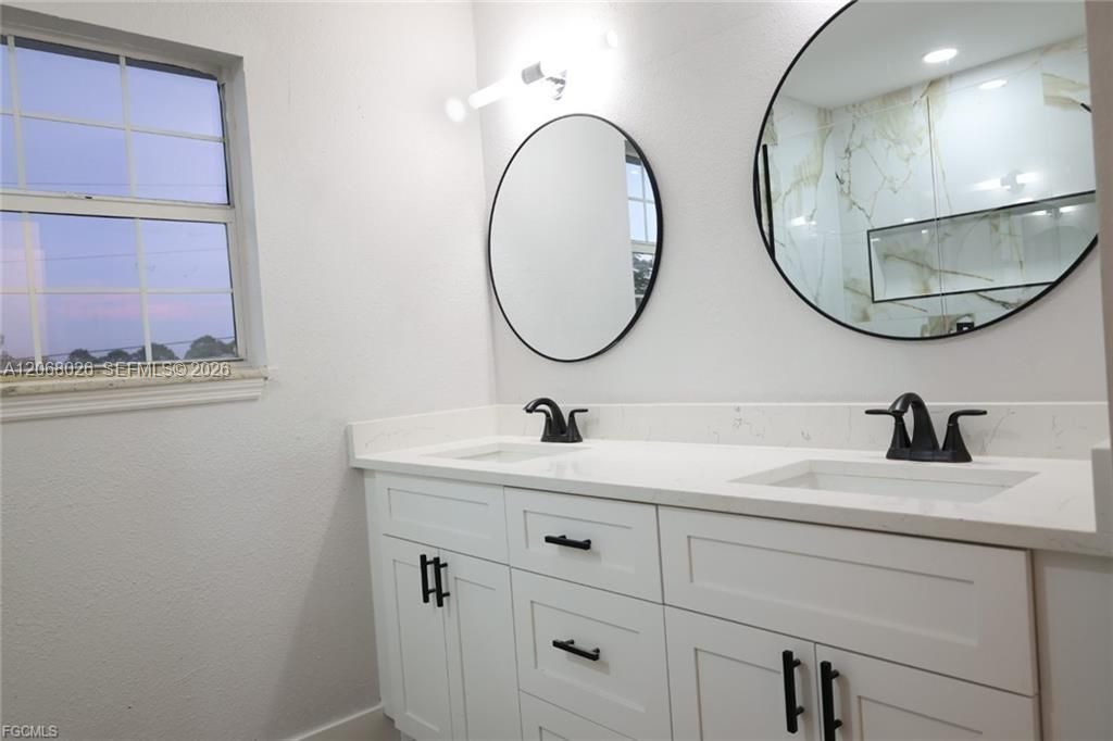 3906 28th St SW , Lehigh Acres, FL 33976 Photo