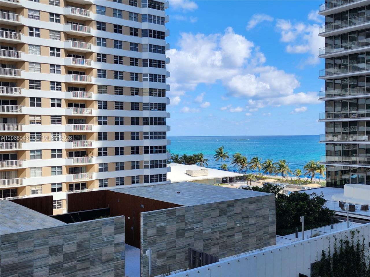 2030 S Ocean Dr, Unit 626, Hallandale Beach, FL 33009 Photo