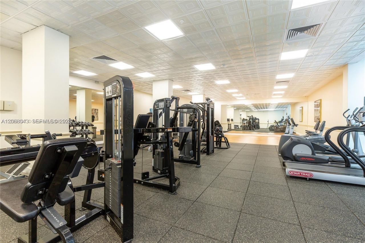 2030 S Ocean Dr, Unit 626, Hallandale Beach, FL 33009 Photo