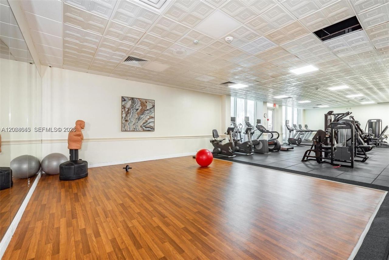 2030 S Ocean Dr, Unit 626, Hallandale Beach, FL 33009 Photo