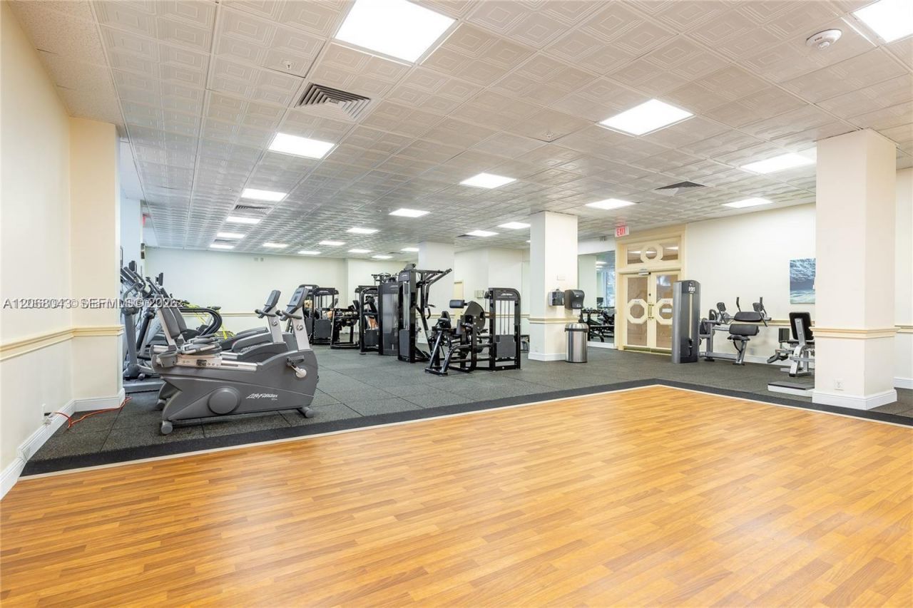 2030 S Ocean Dr, Unit 626, Hallandale Beach, FL 33009 Photo