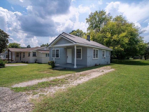 204 Spurr St, Florence, AL 35630