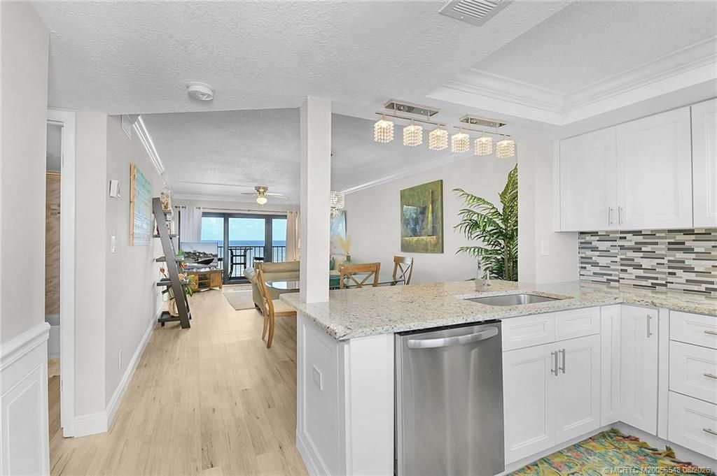 10310 S Ocean Drive, Unit 504, Jensen Beach, FL 34957 Photo