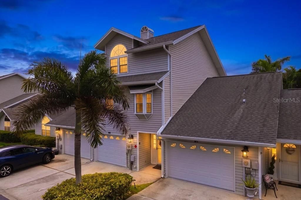 11722 Currie Lane, Unit H2, Largo, FL 33774 Main Photo