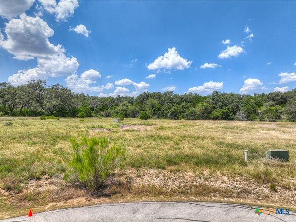 2121 Camino Way , Canyon Lake, TX 78133