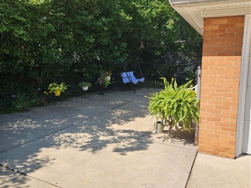 6003 Belmere Drive , Parma, OH 44129 Photo 7