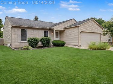 24720 Kings Pointe, Novi, Mi 48375